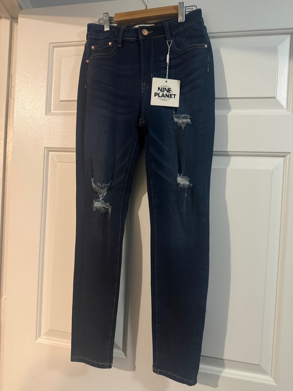 Nine Planet Dark Blue Skinny Jeans with Distressed Detail